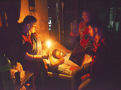 Medical College, 7 hospitals, 14 hours electricity