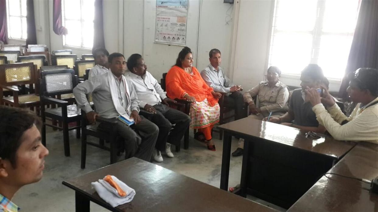 Hindu leader Dr . Worship arrested , then released
