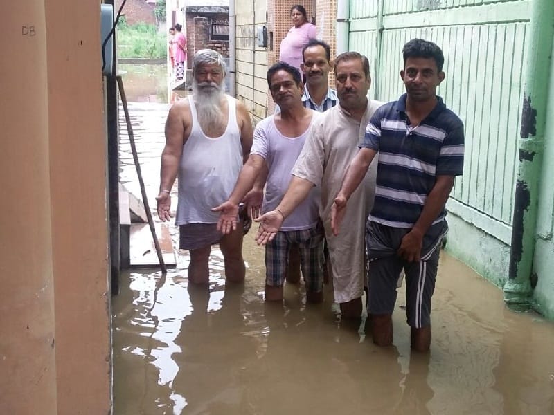 rain, pathankot rain, water flood in pathankot, pathankot, amritsar