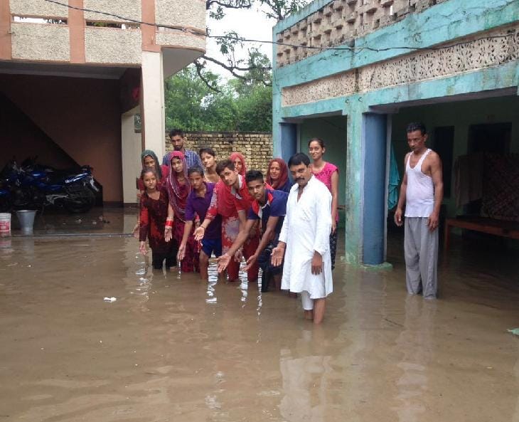 heavy loss with rain in district