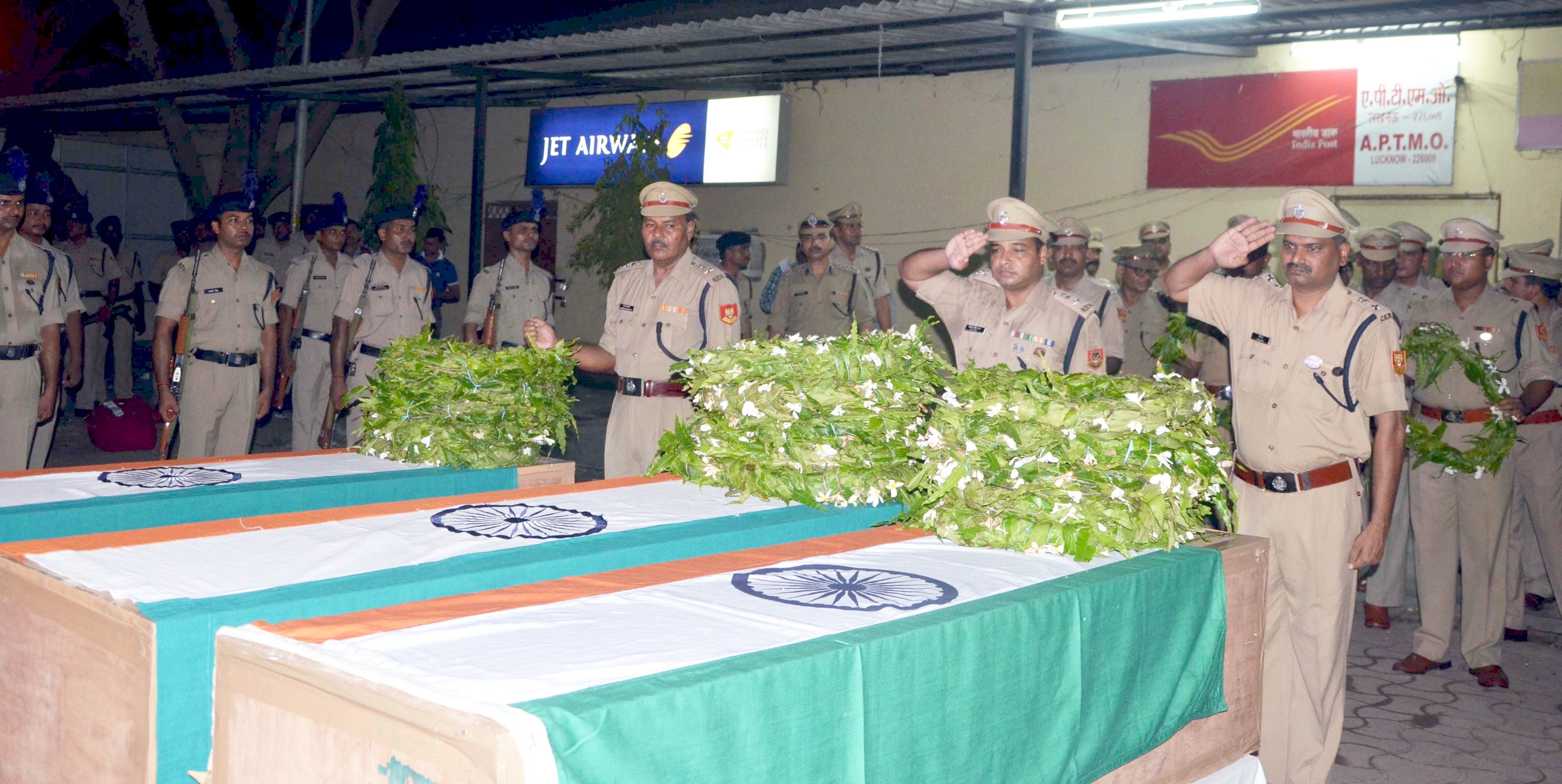 Tribute to martyrs in Lucknow.