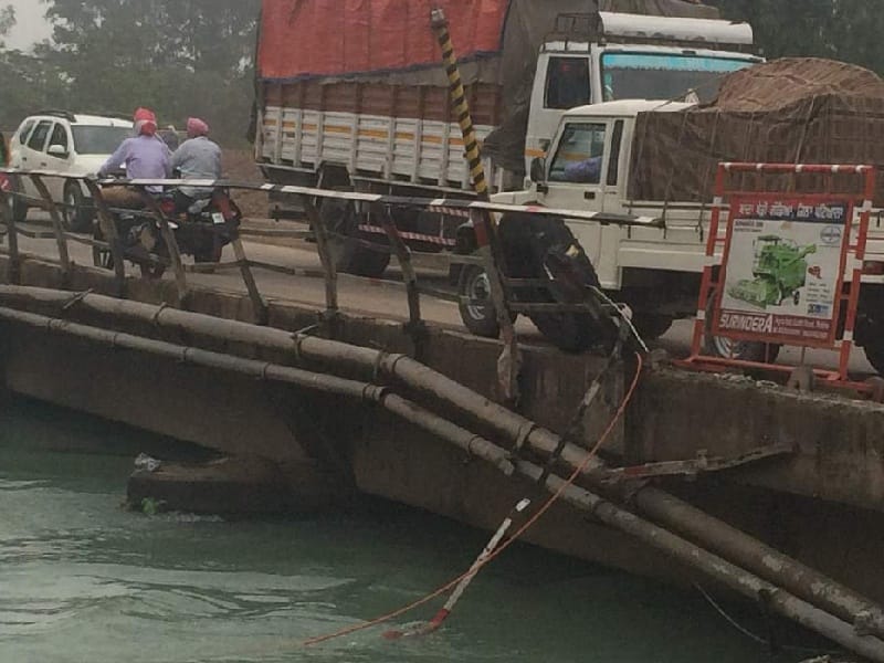 Trola, Bhakra Canal, Drop, cleaner dipped, the driver left, Rajpura, Patiala