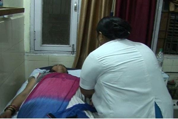 sadhvi alligade his guru to attempt to rape her, sadhvi kidnap, delhi guru, delhi sadhvi, rape