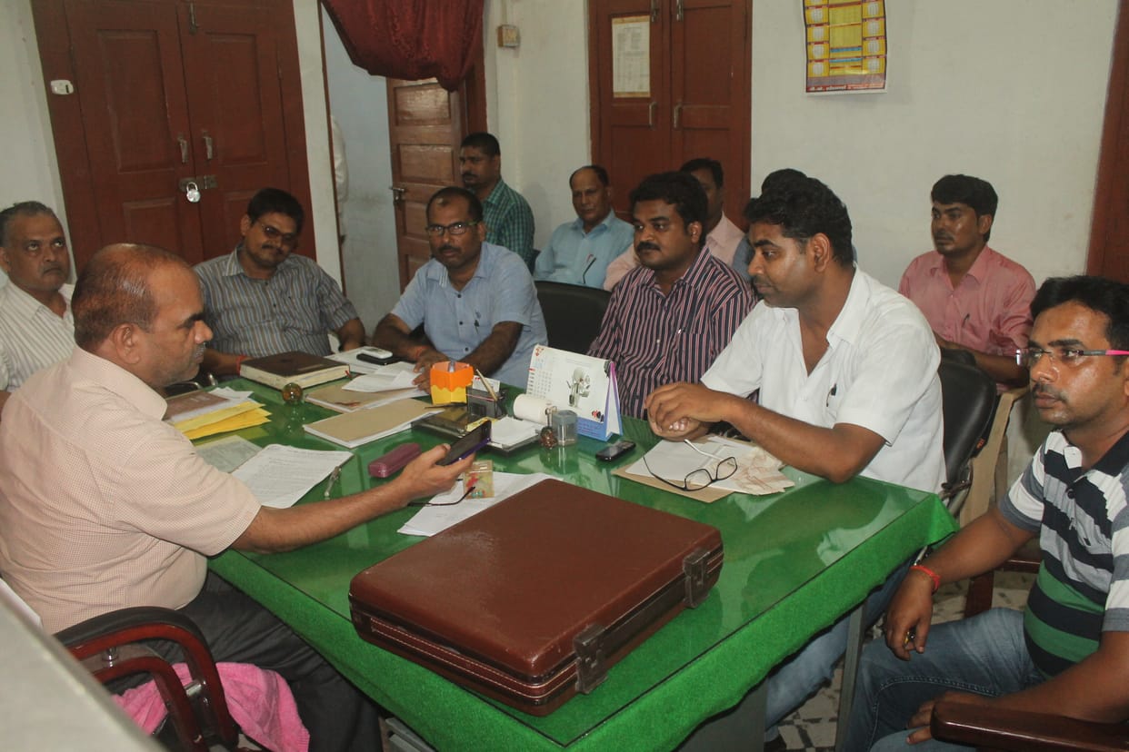 junior engineers protested