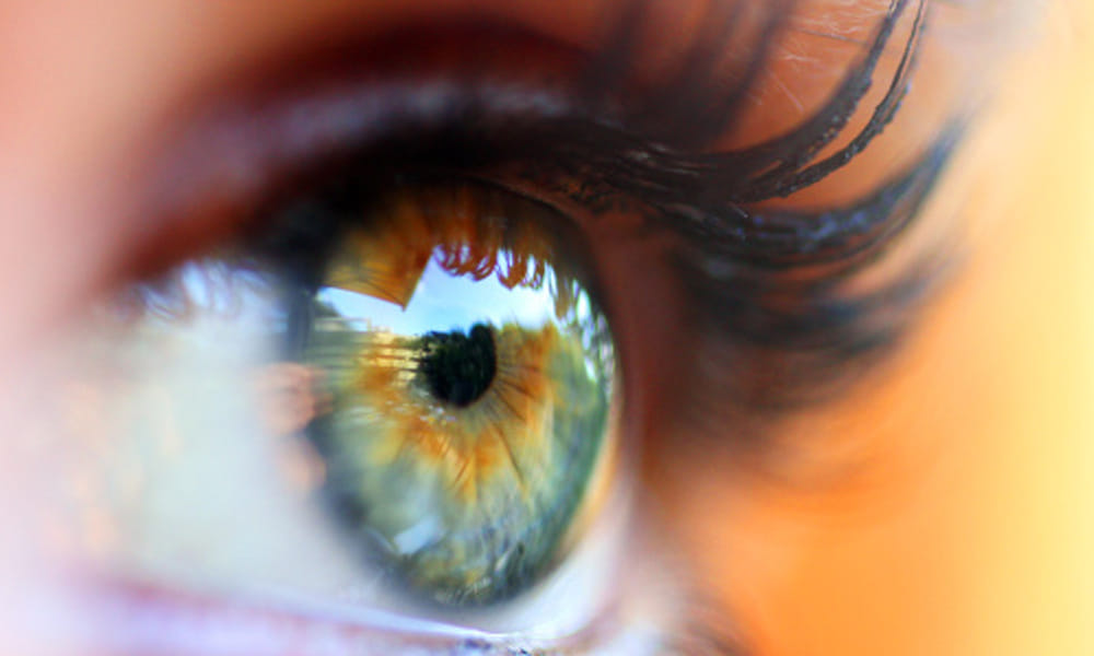 tips for healthy and safe eyes