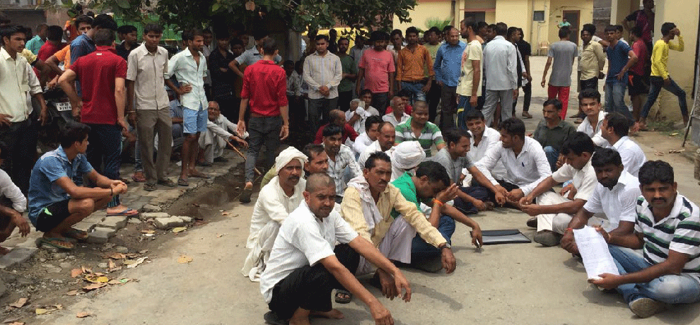 Baton charged on villagers, 15 people in custody
