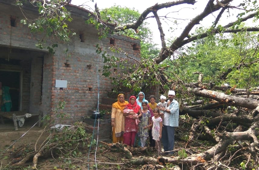 loss of property due to heavy rainfall in himachal.