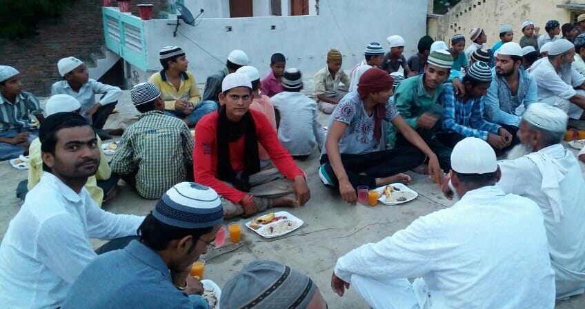 namaaj ada kar maangee dua