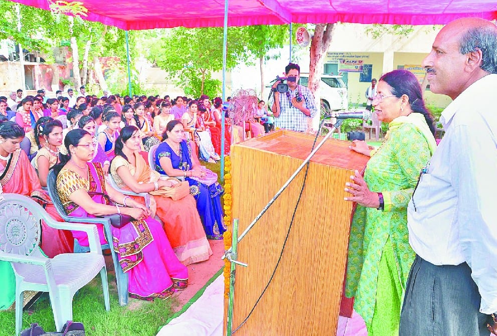 dupty speeker list problam, in mandi ately