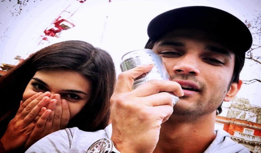sushant and kriti on a secret vacation