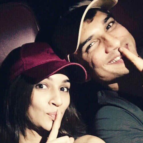 sushant and kriti on a secret vacation