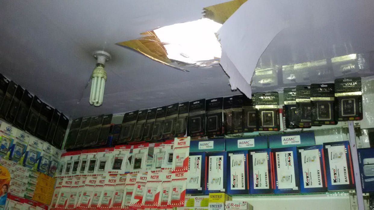 in Mobile store theft
