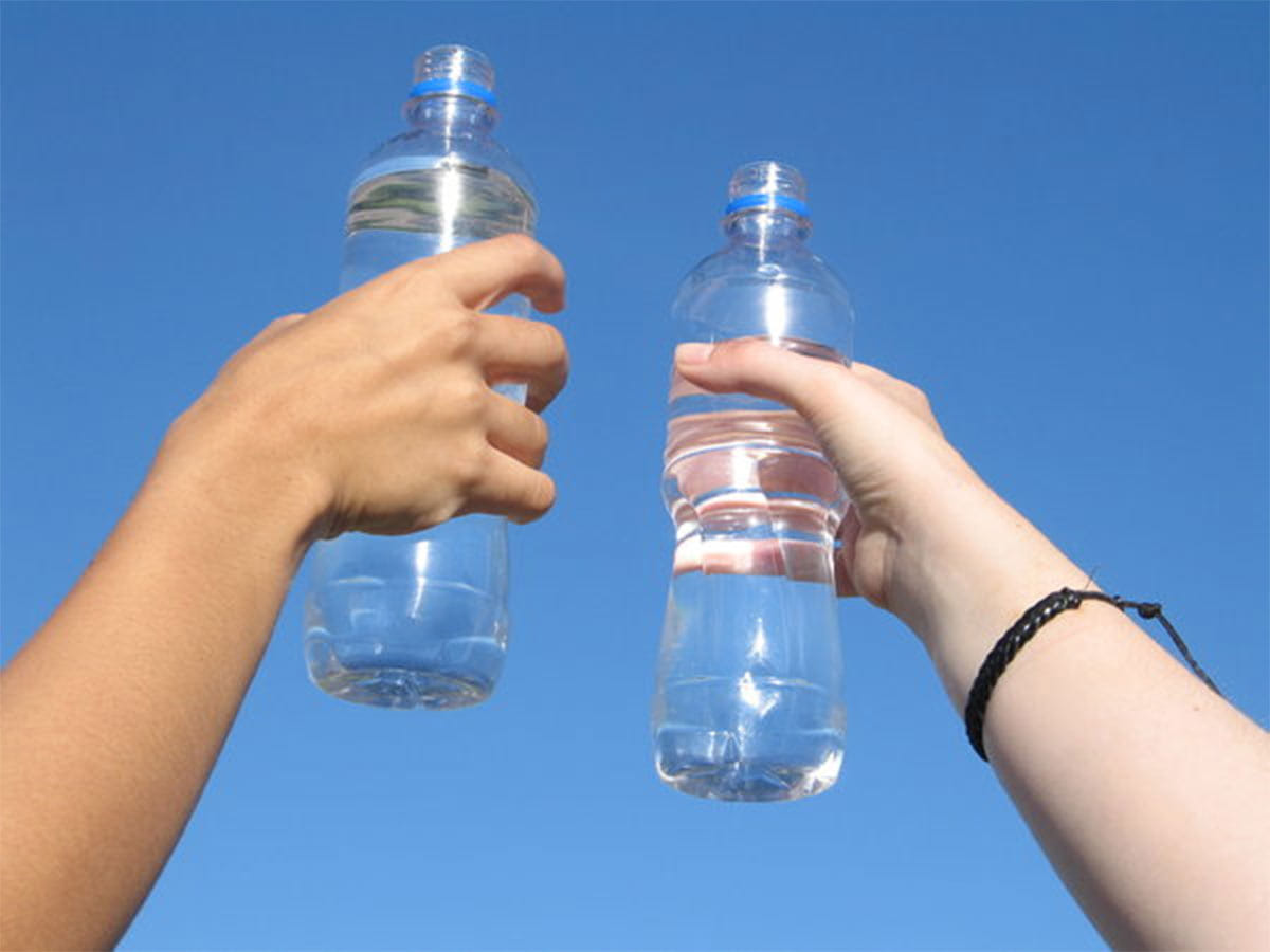 Corona Virus Sucpets Drinks 12 Lakh Rupees Water