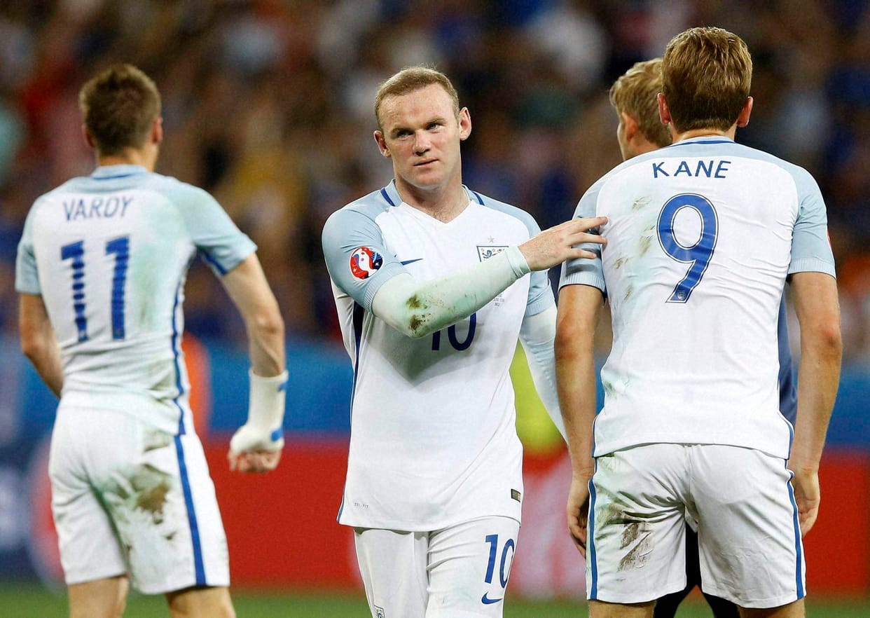 Euro 2016: Iceland Stun England 2-1 in pre-quarters