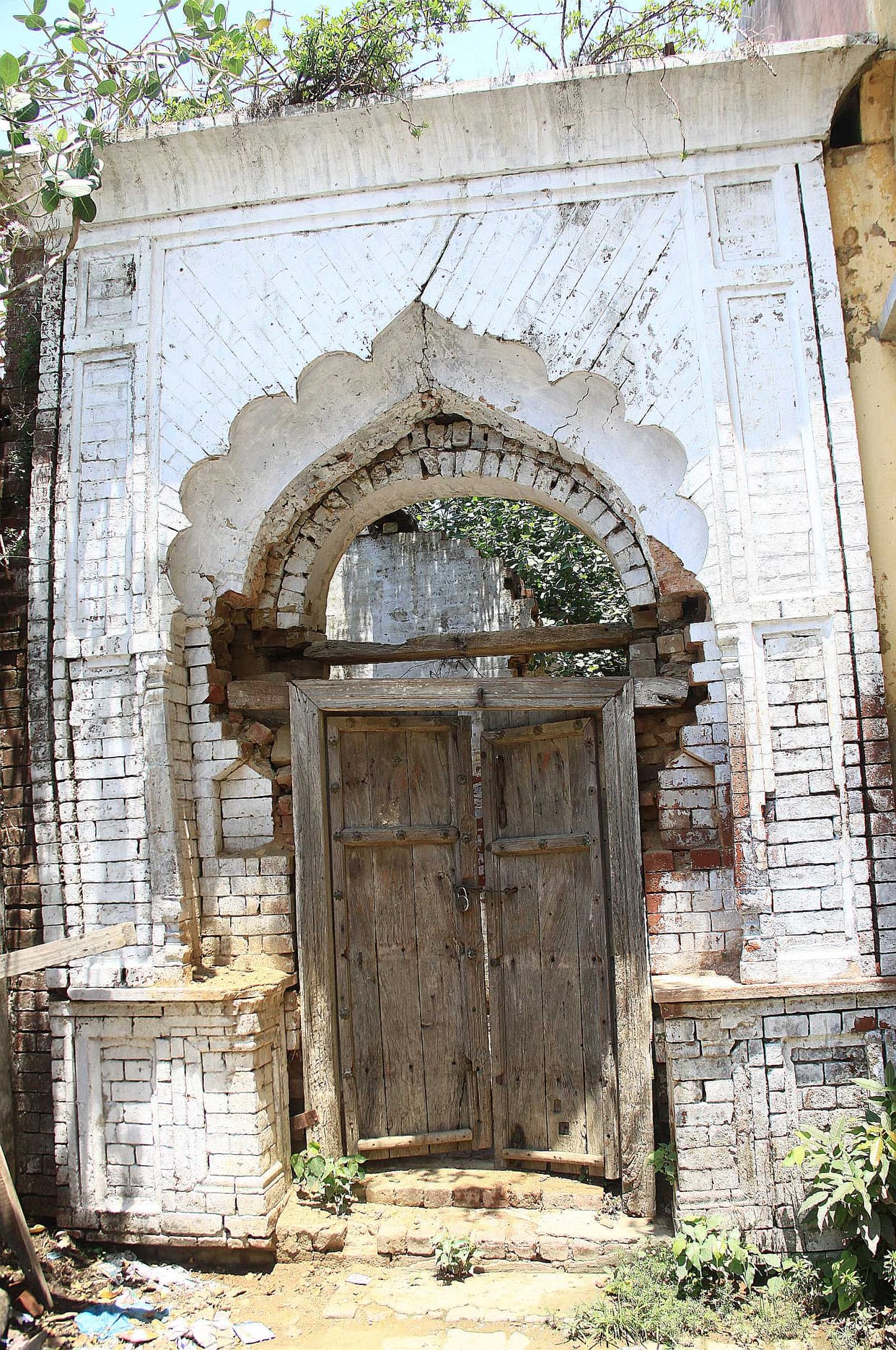 Are courting disaster Shabby Basic School