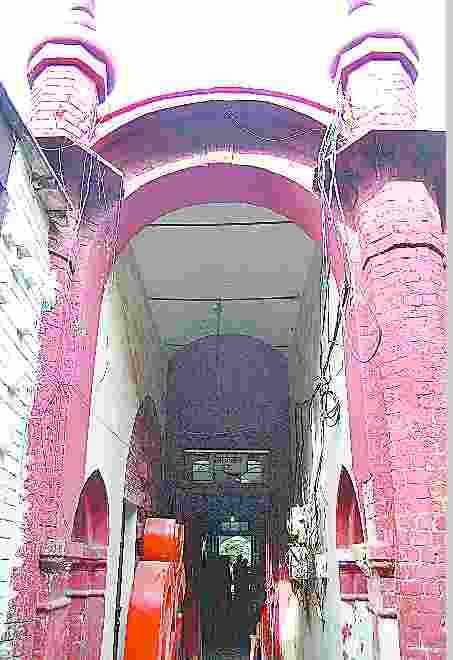 kaarobaari ke makan