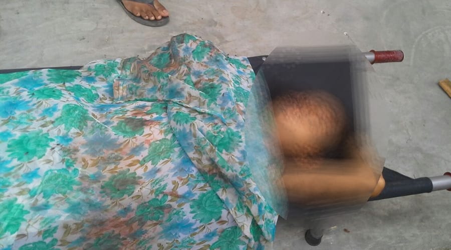 women died along with kids in train accident