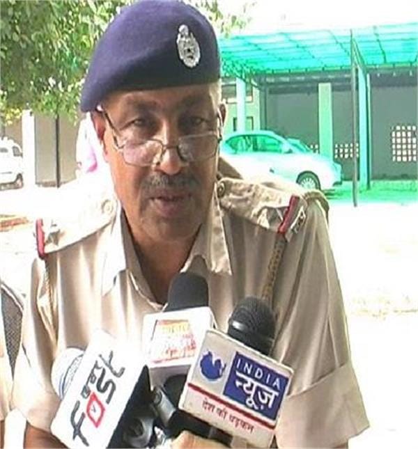 boy died in suspicious conditions, boy died on girl friend house, boy died in love story