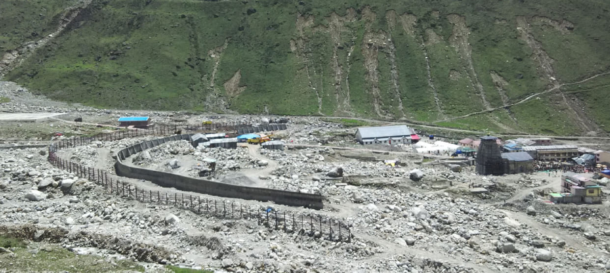 Agra ASI officials brightened Kedarnath temple