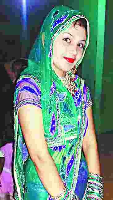 patni ki maaike me chaaku hatya