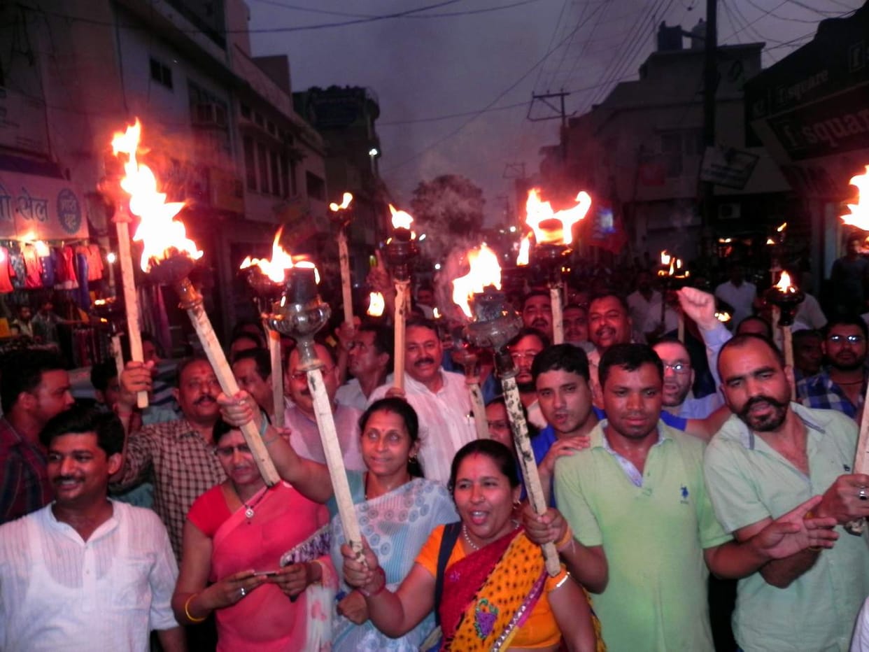 protest against smack.