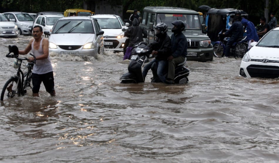 heavy rain in pre mansoon, Water logging in city