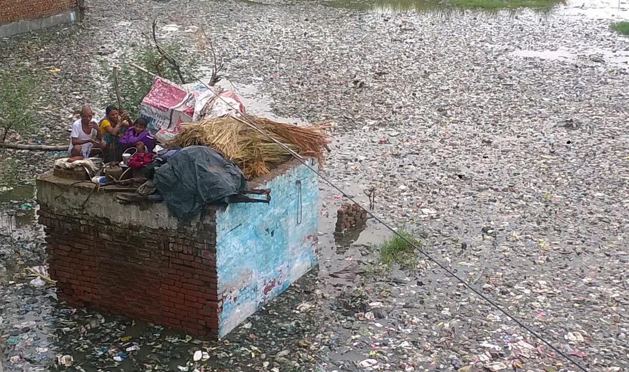 Rains claim collapsed in the corporation, city water- water