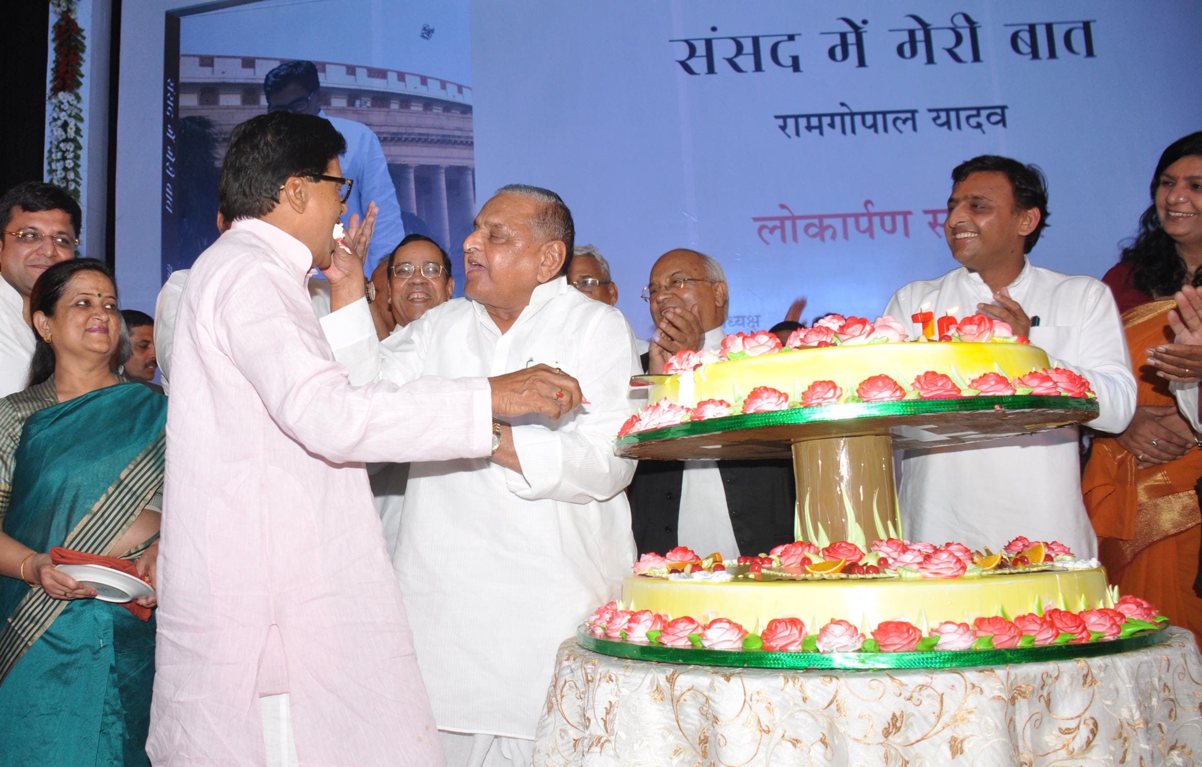 pictures of ram gopal yadav birthday celebration in lucknow