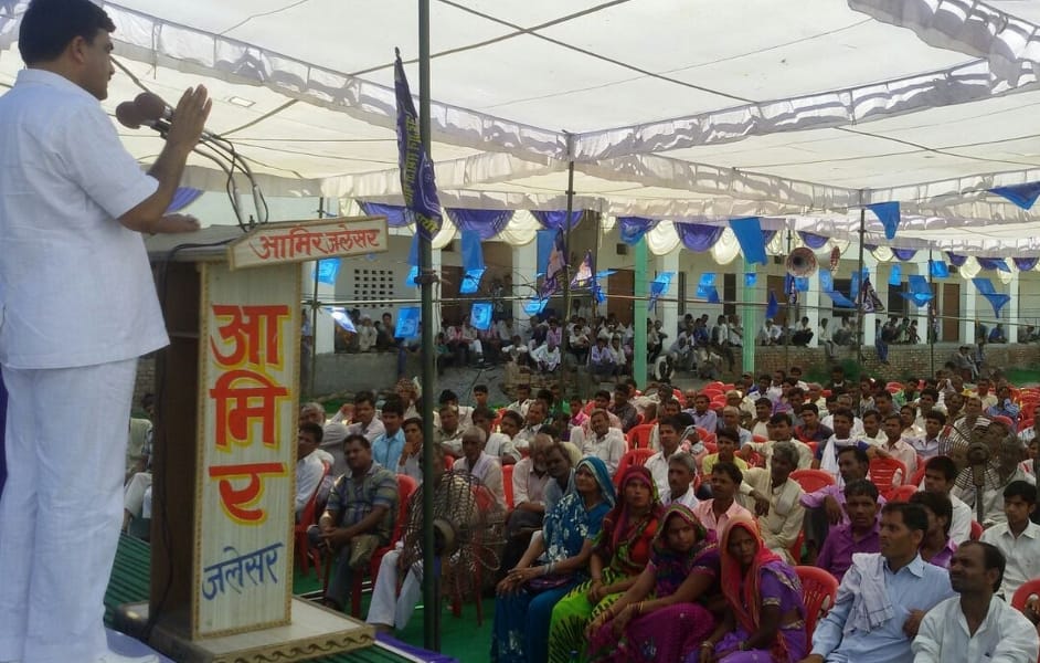 basapa kaaryakarta paartee kee reedh: suneel chittaud