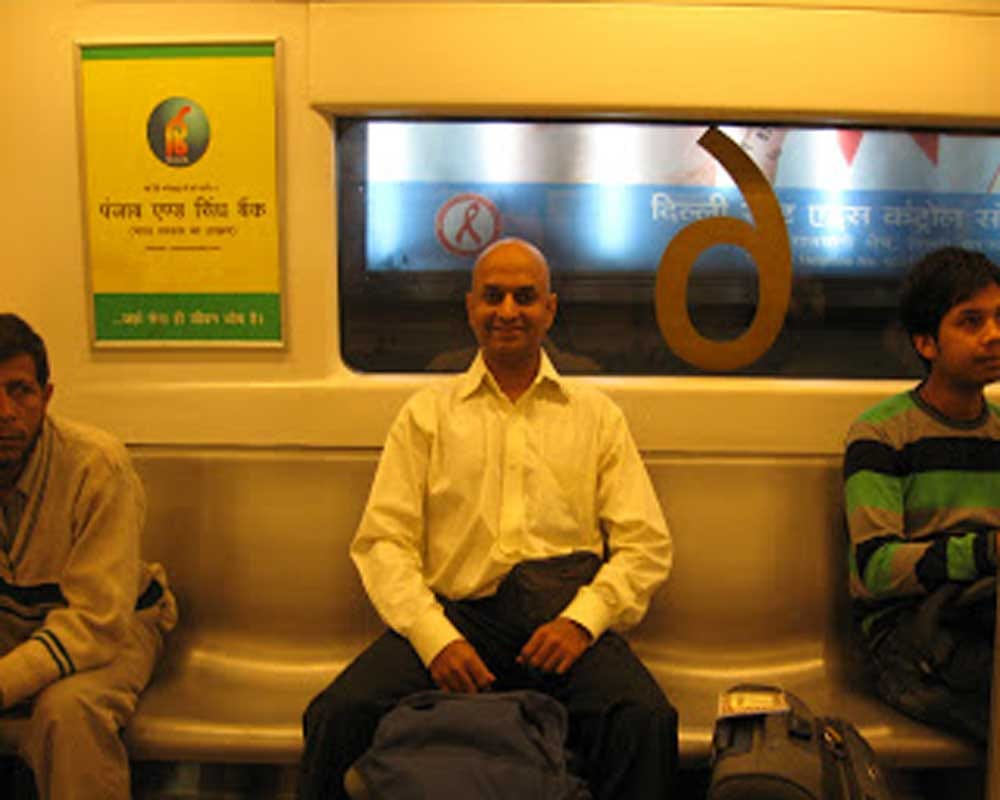 This man started life from Mumbai slum area and now a successful dentist