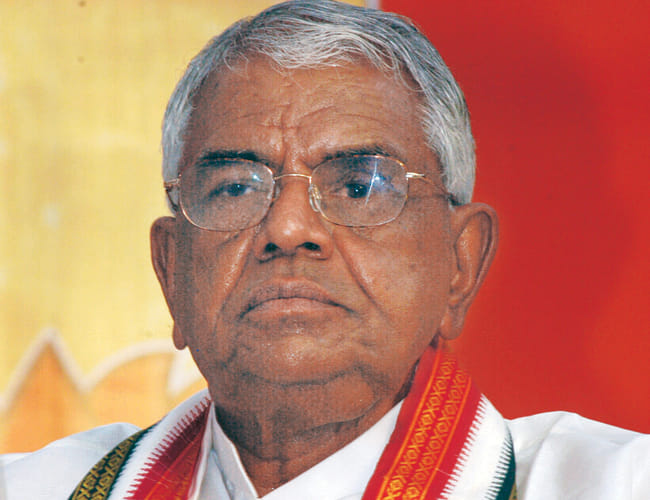 Digvijay Singh Predict 132 seats for Congress in Madhya Pradesh elections