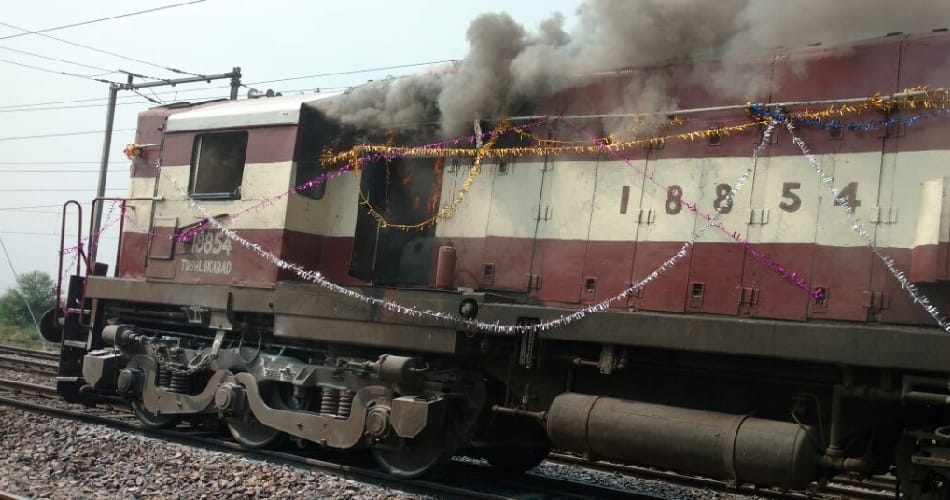 A moving train caught fire in rajasthan 