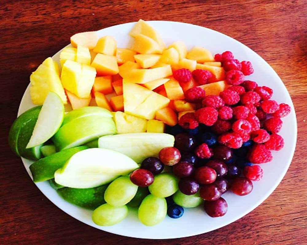 Teachers will distribute fruit in schools today, children