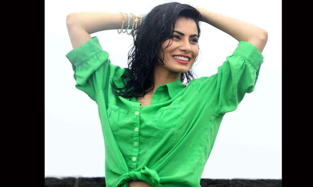 Bollywood actor Manisha Kelkar enjoys the rains