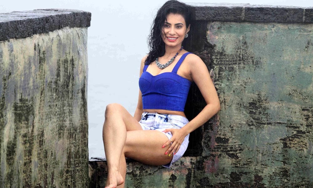 Bollywood actor Manisha Kelkar enjoys the rains