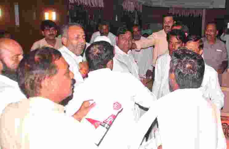 prastaav rakhne ko lekar 