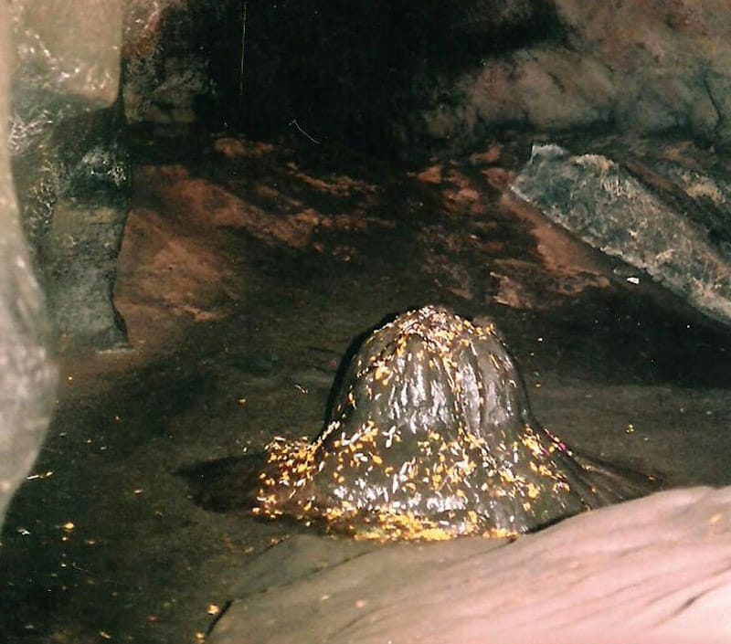 no emergency and life saving facility in patal bhuvaneshwar cave
