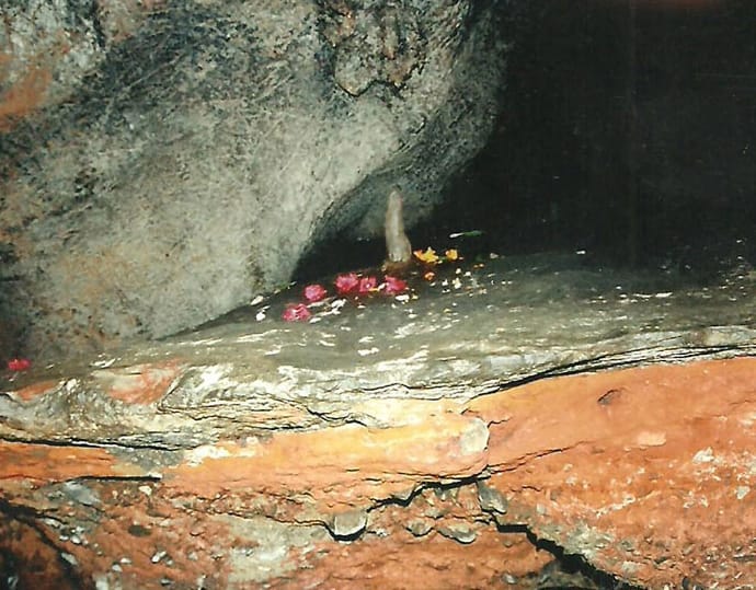 no emergency and life saving facility in patal bhuvaneshwar cave
