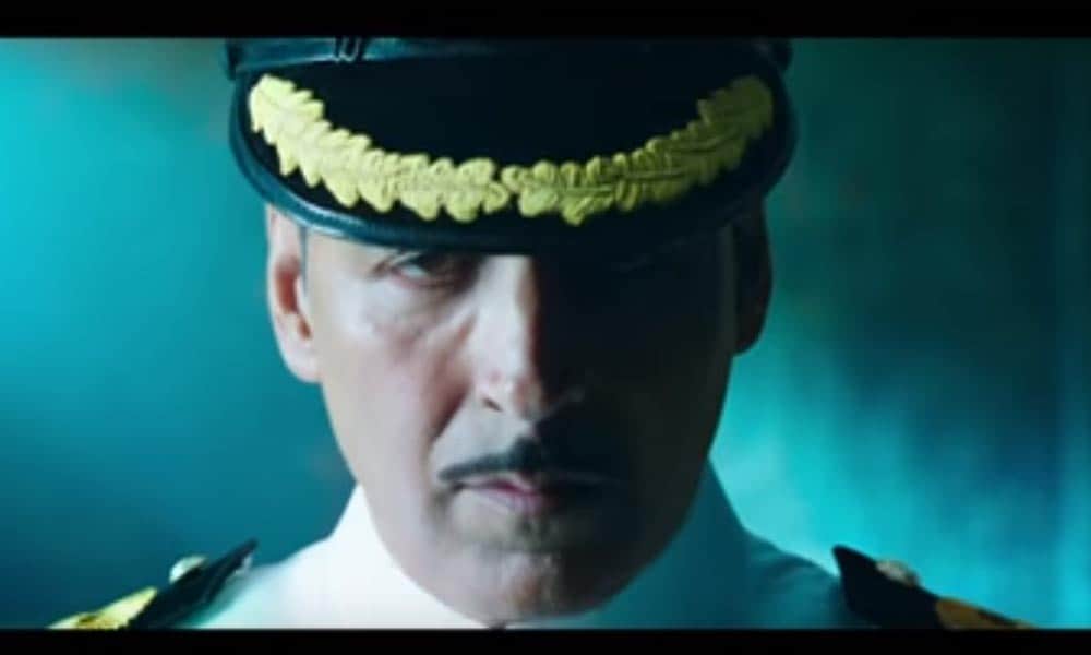 Rustom Costume Auction Controversy Akshay Kumar Defends Twinkle Khanna But With A Slight Correction