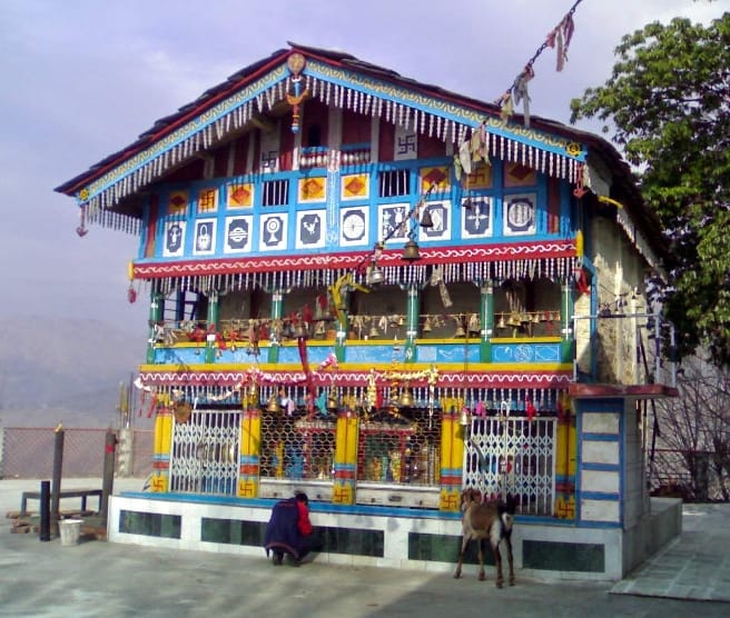 dev palki in simog temple