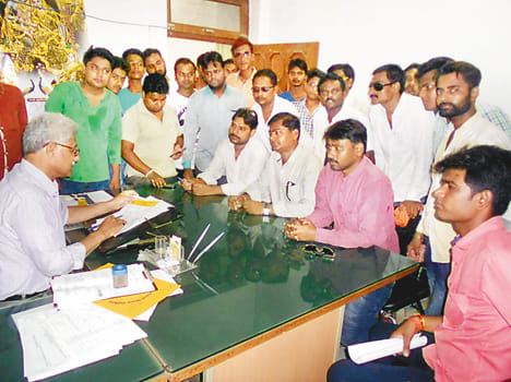 Traders anger burst against power cuts