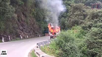 Tanker caught fire, traffic jam at shimla kalka highway