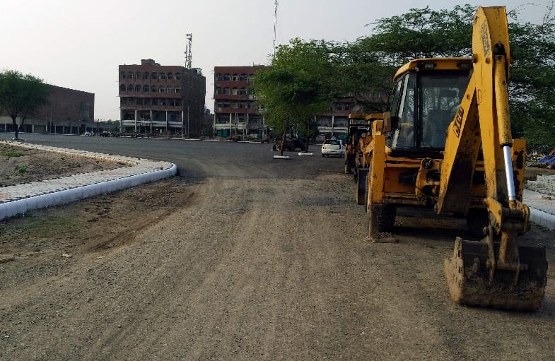 panchkula, Two acres, parking areas,  500 vehicle park, panchkula
