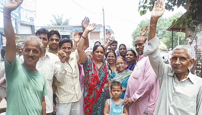 protest against power cut matter