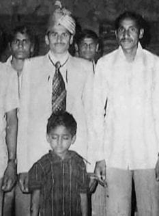 akhilesh yadav special pics on his birthday