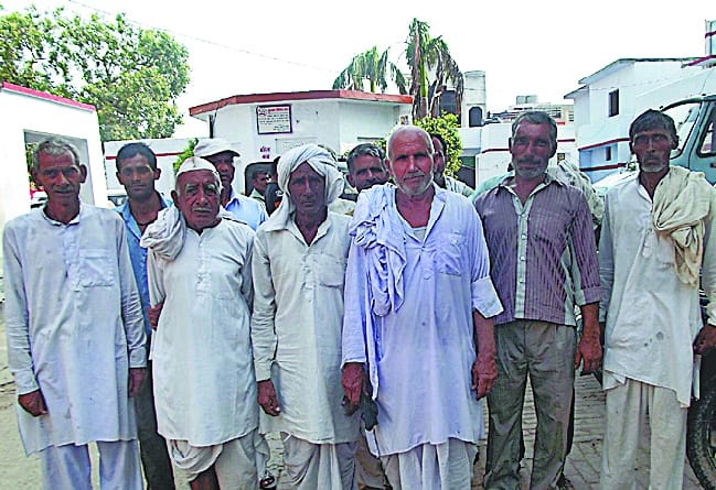 Sand mafia and villagers firing