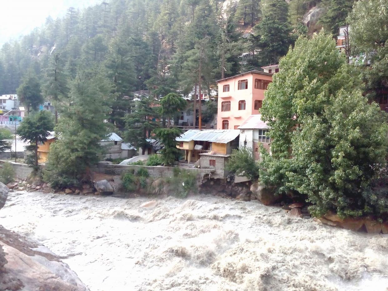 glacier melting  boom in  bhagirathi.