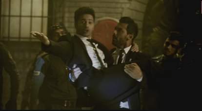 Toh Dishoom Video Song: Dishoom