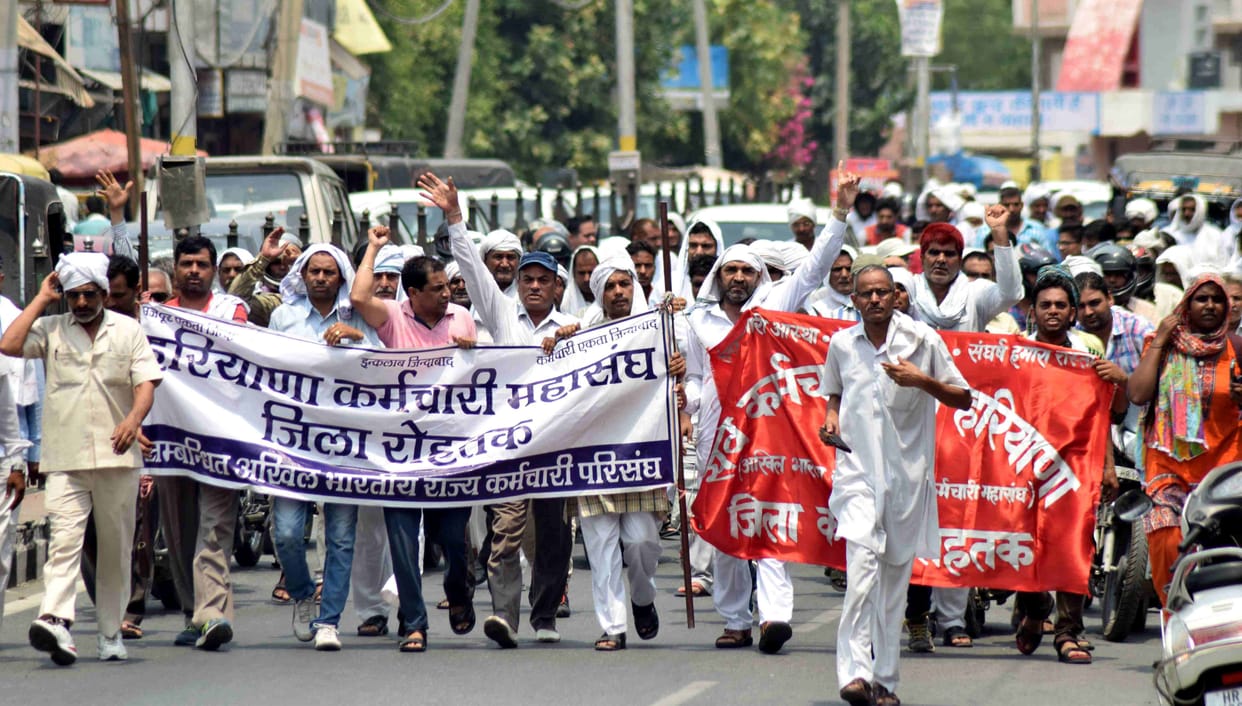 the strike appeared mixed blessing, electricity staff on strike, haryana, rohtak, electricity