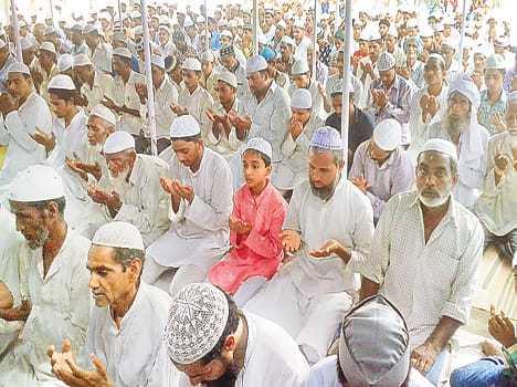 Do continue to pray, pay zakat Do
